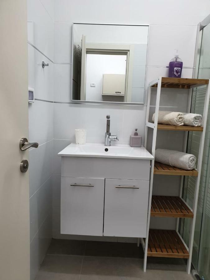 סויטה בלב המדבר. Apartment Be'er Ora Екстериор снимка